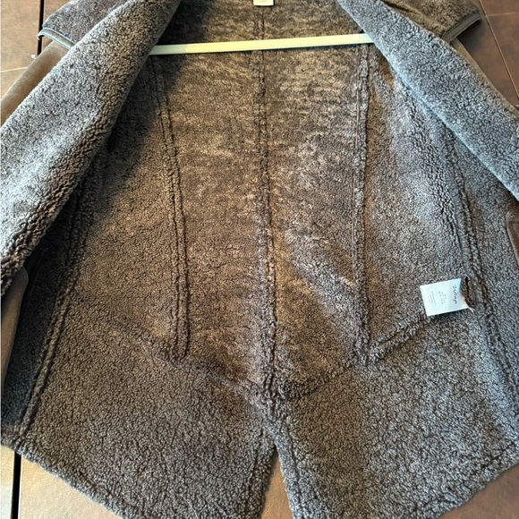 Wrap London women's 100% lamb skin jacket with 100% shearling interior. - Picture 14 of 15